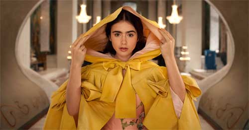 Lily Collins as Snow White in MIRROR MIRROR image
